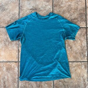 Lululemon Men’s Metal Tech Teal Shirt Medium